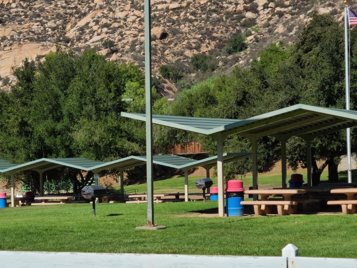 Getaways At San Diego Country Estates Ramona Bagian luar foto